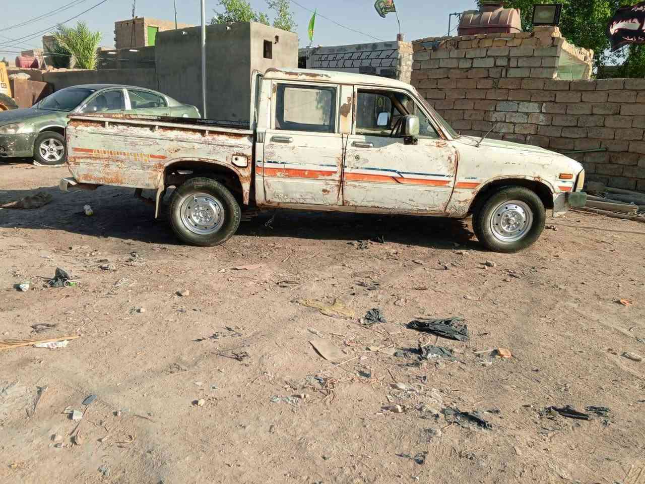 بيكم تيوتا موديل82
رقم صدامي مكانها ال بدير الديوانية 
سياره جاهزه وشغاله السعر المطلوب 
15ورقه فقط شراي اتصل ودلل
***********
