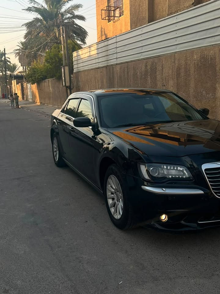 اوباما 14 كصه بجم
متومه وكامله طبق الأصل 
مكينه كير طياره
تتفأه تبريد 
طخم تاير
منضومة زنون 
سياره عليه ادامه كامله اي نقص مابيه 
بل عافيه عل ياخذهه 
سعر 65وبيه مجال 
مكاني بغداد 
اتصل وتدلل ‭***********‬
