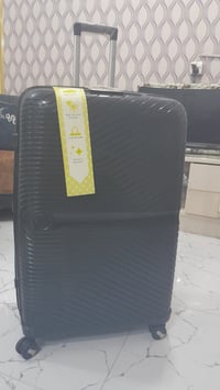 جنطه سفر • جديده • قيمة