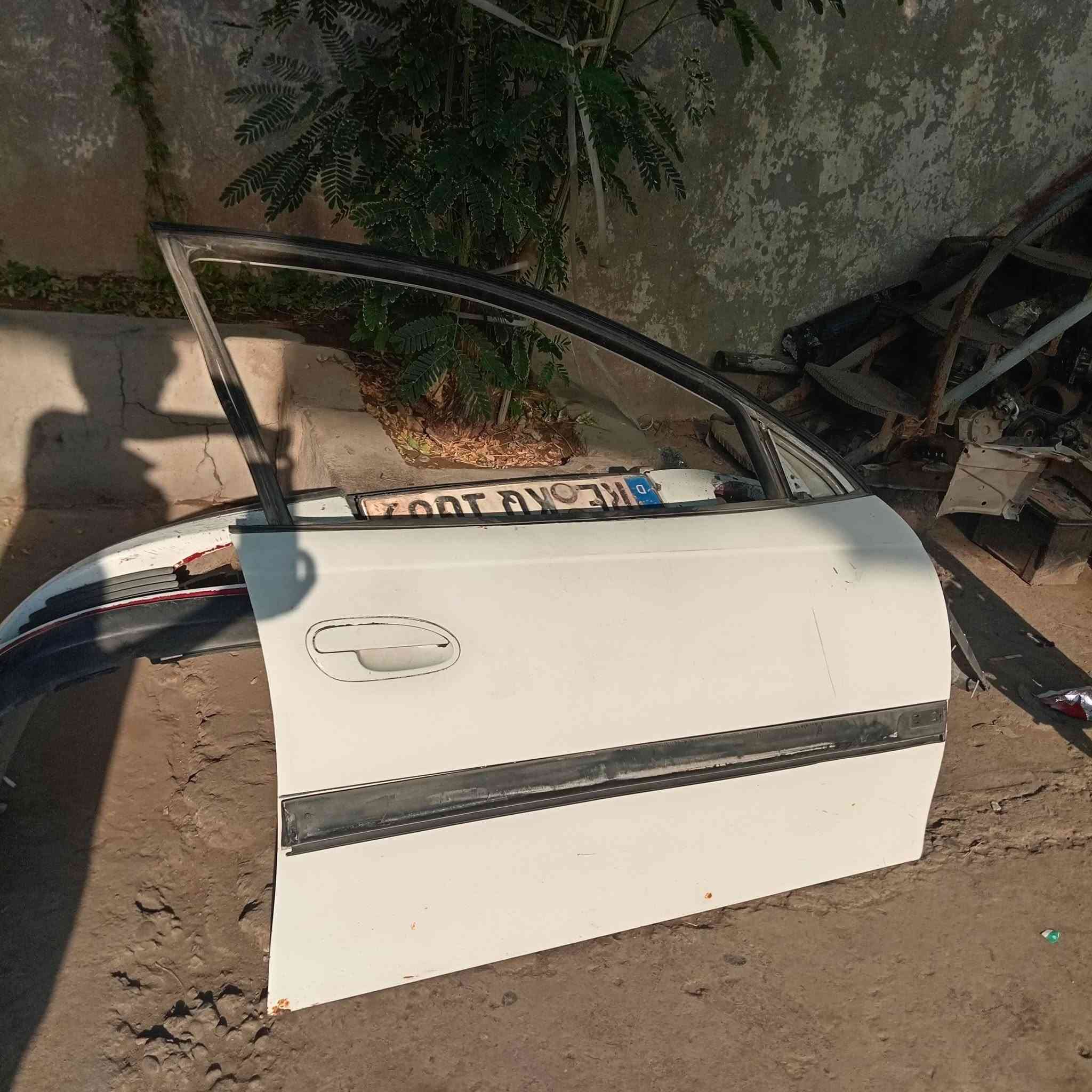 السلام عليكم غراض اوبل بزون للبيع بنيد وباب وزوج جاملغ ودعاميات امامي وخلفي وكشنات زوج المامي خابر على الرقم وتدلل ***********
المكان الموصل
