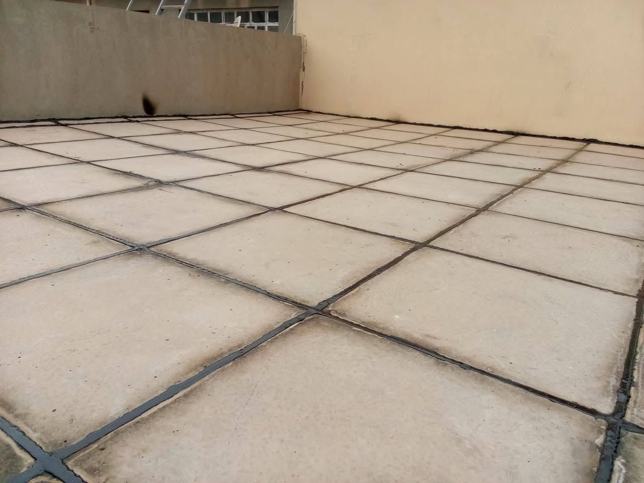 ماستك • عزل أسطح • مواد درجة أولى