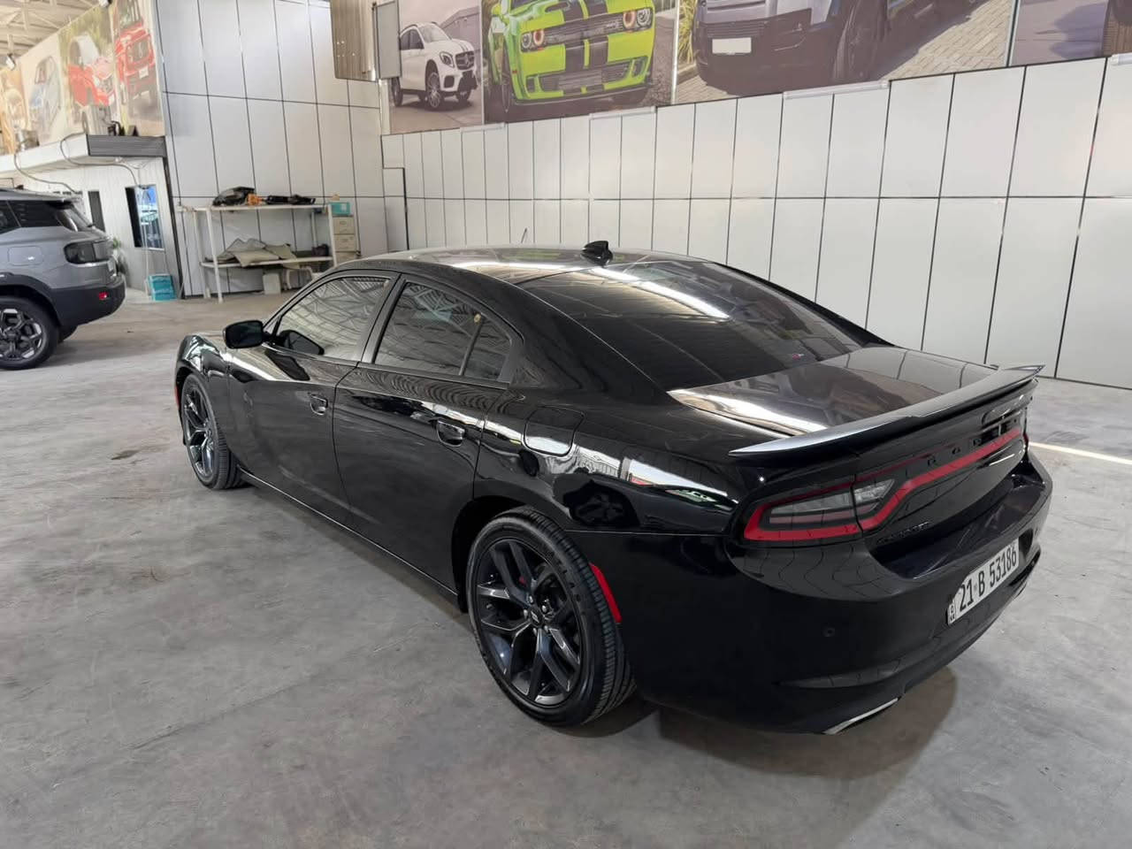 للبيع جارجر SXT موديل 2023
السعر مناسب 
كير مكينه كفاله 
محرك 6 سلندر 
السياره بيها جاملغ خلفي صبغ 
مكان السياره بغداد البياع 
للتواصل واتس او اتصال ***********
