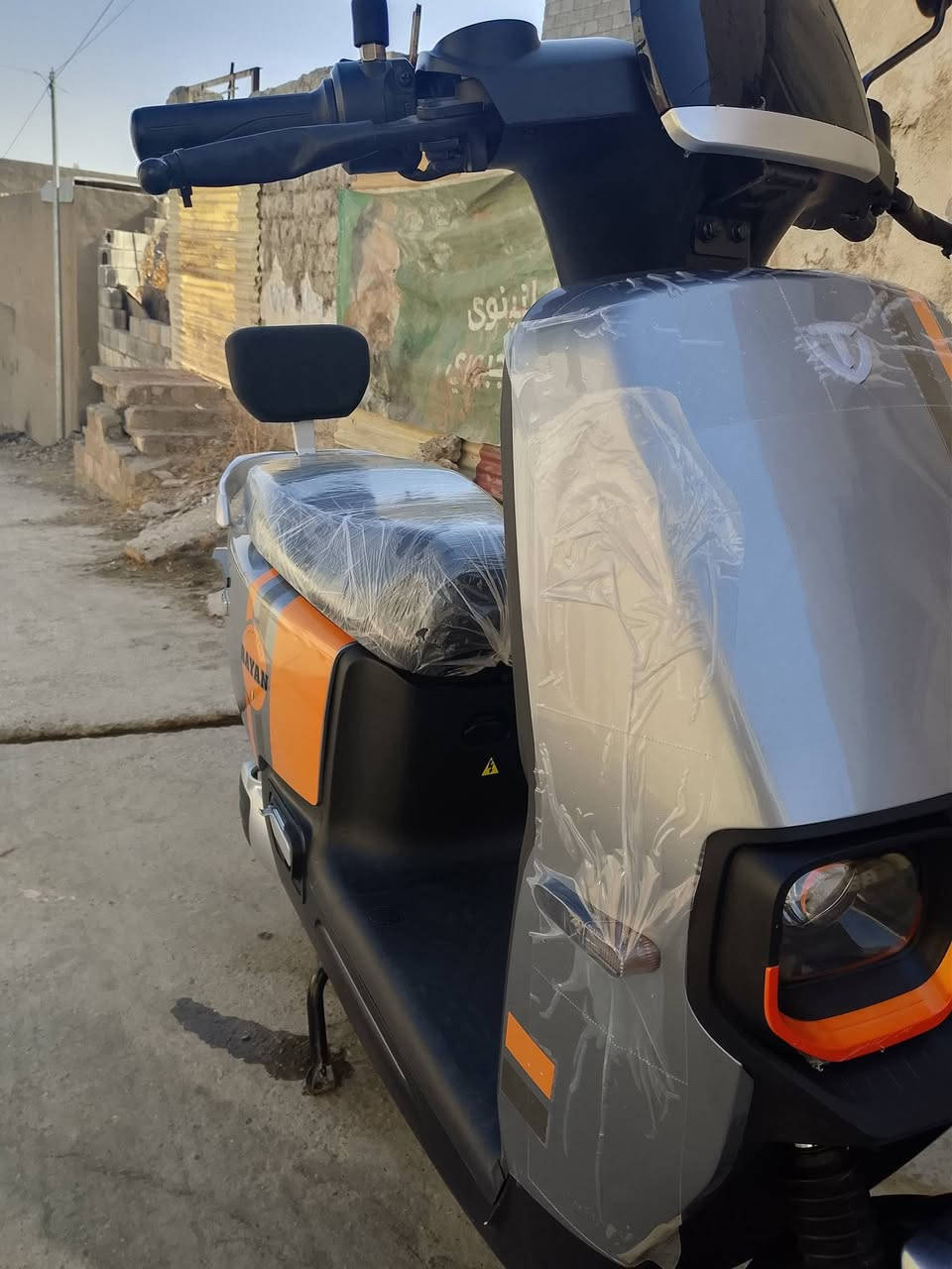 سلام عليكم مطور ريان ابوعيون مديل 2025🔥فول نضافه 👌🏻كلو شرط وين من👌🏻 يعجبك روح جيك لون رصاصي🔥 مرغوب3نمر سرعه63حقيقي 👌🏻مثبت سرعه 🔥نضام بك لايتات عالي ناصي👌🏻 المطور برغي مامفتوح شرط جلخ مابي👌🏻 السعر 950وبي مجال رقم ***********
