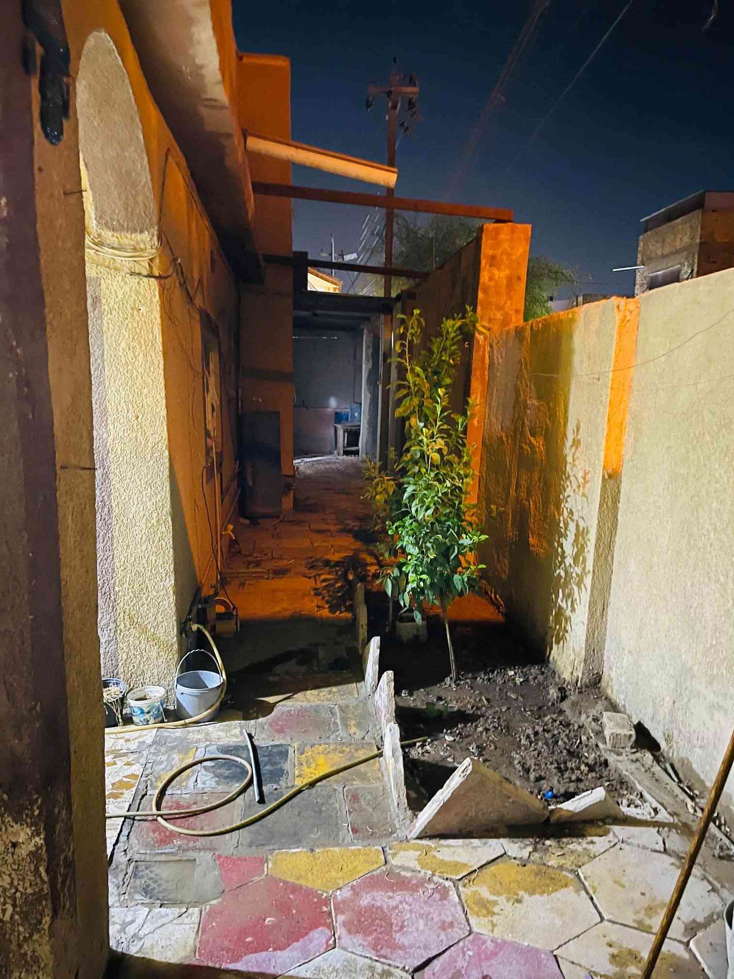 أبو غرق • ٢٢٠م • ٣ غرف