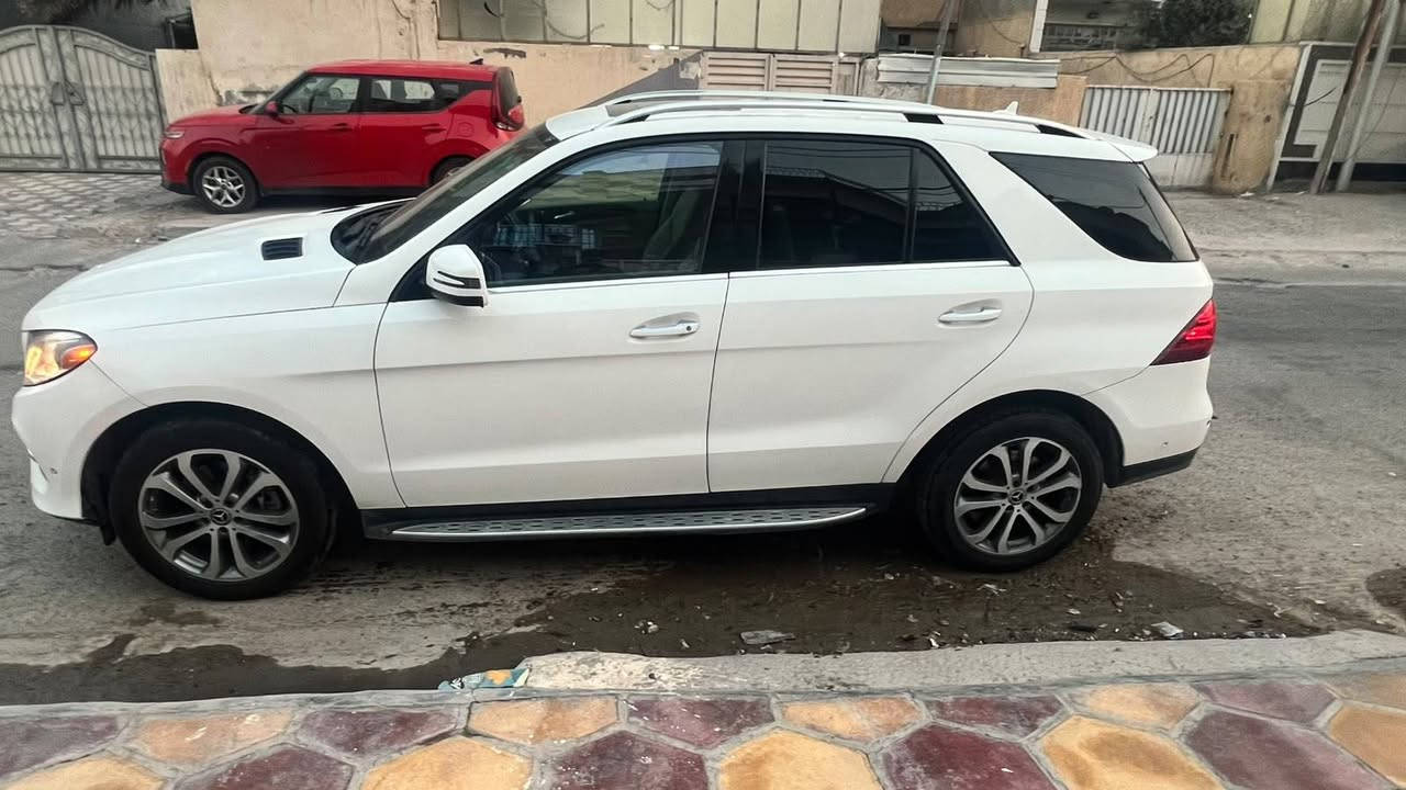 🚘 للبيع | مرسيدس جي إل إي 400 🔥

📅 الموديل: 2019
🔢 رقم بغداد
🛣️ الممشى: 14 ألف كم فقط
⚙️ المحرك: 4000 سي سي
🔧 6 سلندر
✨ فول مواصفات

🛋️ الداخلية: كلين ونظيفة
🇺🇸 الاستيراد: مستوردة من أمريكا وبموديلها

⚠️ ملاحظات السيارة:
• ظهر فيها حادث سابق في أمريكا.
• الصبغ موجود في جهة السائق.
• حصل خلل سابق في التوربو وتم إصلاحه.

📍 الموقع: بغداد

📞 للاستفسار والتفاصيل: *********** واتساب فقط 

🚘 عراق كارز 🇮🇶
صفحة متخصصة بإعلانات بيع وشراء السيارات في العراق.

⚠️ تنويه: عراق كارز منصة للإعلانات فقط، وعلى المشتري التأكد من حالة السيارة وأوراقها وفحصها بشكل كامل قبل إتمام عملية الشراء.

🤲 نتمنى التوفيق والرزق للطرفين.

#سيارة_للبيع #عراق_بغدا IRAQ cars #تجار_سيارة #سيارة_مستعملة_للبيع
