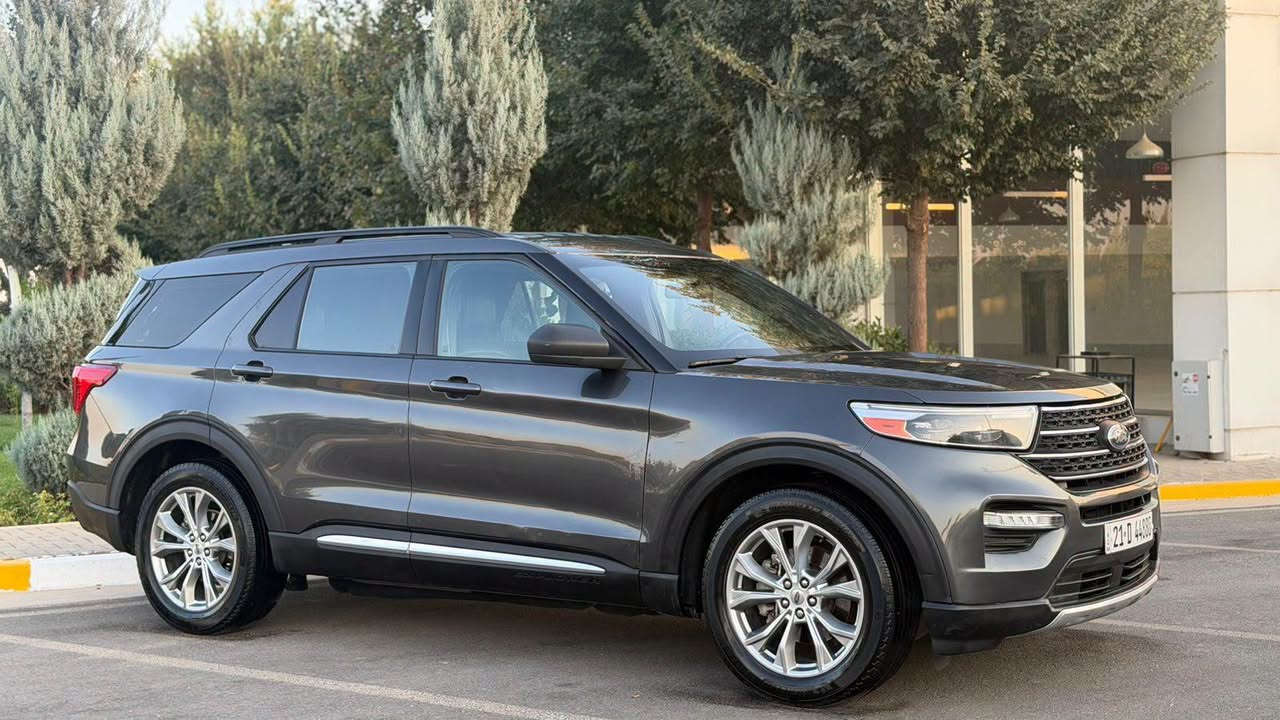 فورد إكسبلورر XLT 2020الموديل: Ford Explorer XLT
سنة الصنع: 2020
المحرك: 2.3 لتر EcoBoost
عدد السلندرات: 4 سلندر
القوة: 300 حصان
الگير: أوتوماتيك 10 سرعات
الدفع: خلفي RWD
الوقود: بنزين
 مواصفات فول عدا بنوراما 
الشاشة
كاميرا خلفية
حساسات اصطفاف خلفية
نظام Ford Co-Pilot360 للسلامة
نظام المحافظة على المسار
تحذير النقطة العمياء
فرملة طوارئ أوتوماتيكية
إضاءة LED
ماشيه 62 ميل 
باب خلفي كهربائي
3 صفوف مقاعد
الضرر/ سطحي خفيف قطعتين صبغ وباب سكن بيه بارد 
رقم سليمانية تحويل مباشر
السعر ٢٣٠ ورقة وبيها مجال بسيط ان شاء الله
الهاتف ***********
العنوان ديالى بعقوبة
