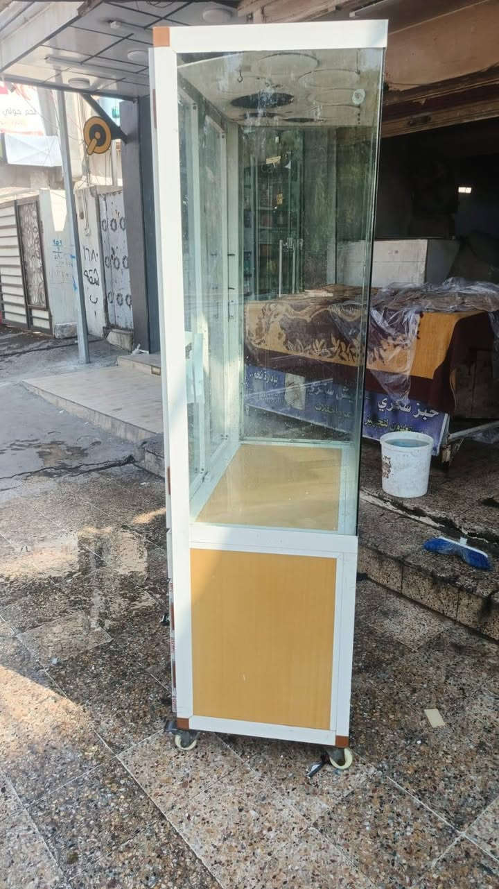 السلام عليكم جام خانه عارضات للبيع السعر ثنينهم150 عنواني موصل جانب الأيسر للتواصل ع الرقم ***********
