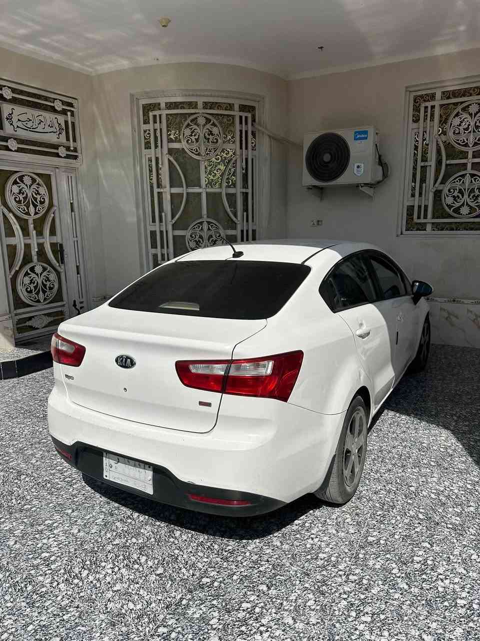 للبيع كيا ريو وارد امريكي موديل 2014 رقم بصره السيارةبيهه جاملغ امامي وبنيد مبدلات حادث امريكا بدون لغود والباقي كفاله سونارهه موجود تبريد حدادية 100‎%‎ تخم تاير
محرك 1600 gdi  
ويل كب فراشة حجم 17
تحكمات ستيرن 
ماشية 96كم 
البصرة-قضاء المدينة
السعر 75$ وبيهه مجال قليل
***********

