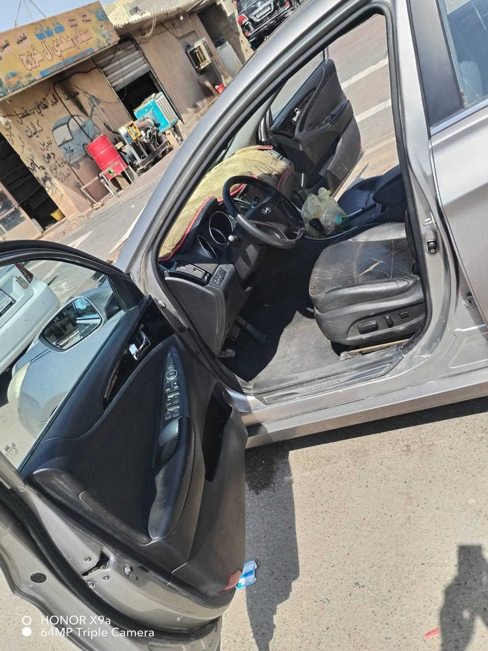السلام عليكم سيارة سوناتة خليجي ادوات نظيفة بصمة تحكمات موديل ١٣ السعر ٤٦وبيهه مجال العنوان صلاح الدين ***********

نص مكتوب في الصور:
- HONOR X9a
- 64MP Triple Camera
- O HONOR X9a