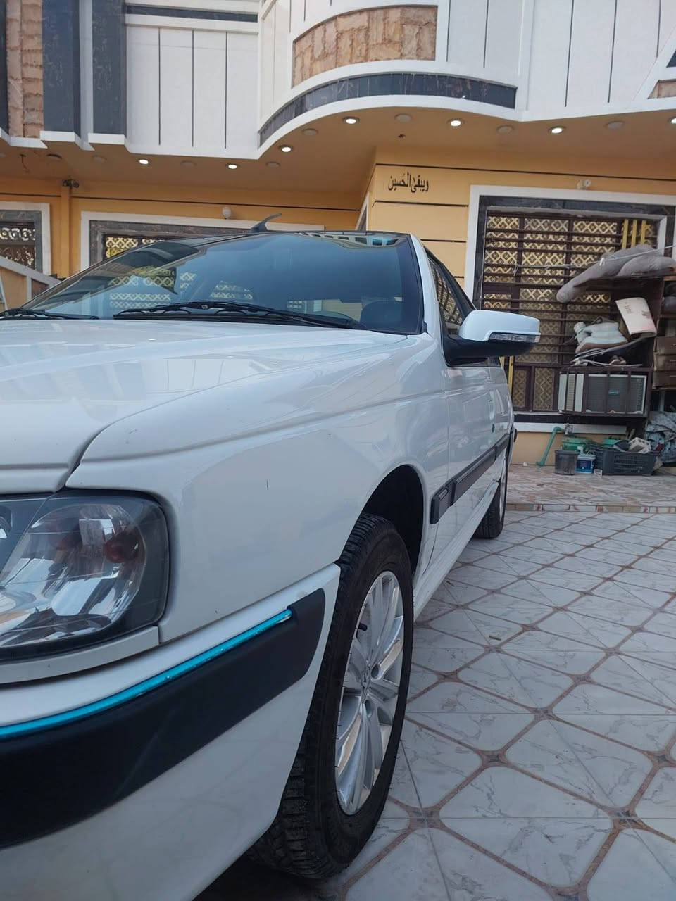 السلام عليكم  ...
للبيع السيارة بيجو بابل بالشركة خصوصي ابيض الرقم بغداد ماشية ١١ الف موديل ٢٠٢٥
بدون حادث و الصباغ و دعامية
مواصفات معروف 
الحساس خلفي و مراية و إشارة كهربائي السعر ٨٨  بي مجال 
الاتصال ع عادي و واتساب
*********** ابو كرار
