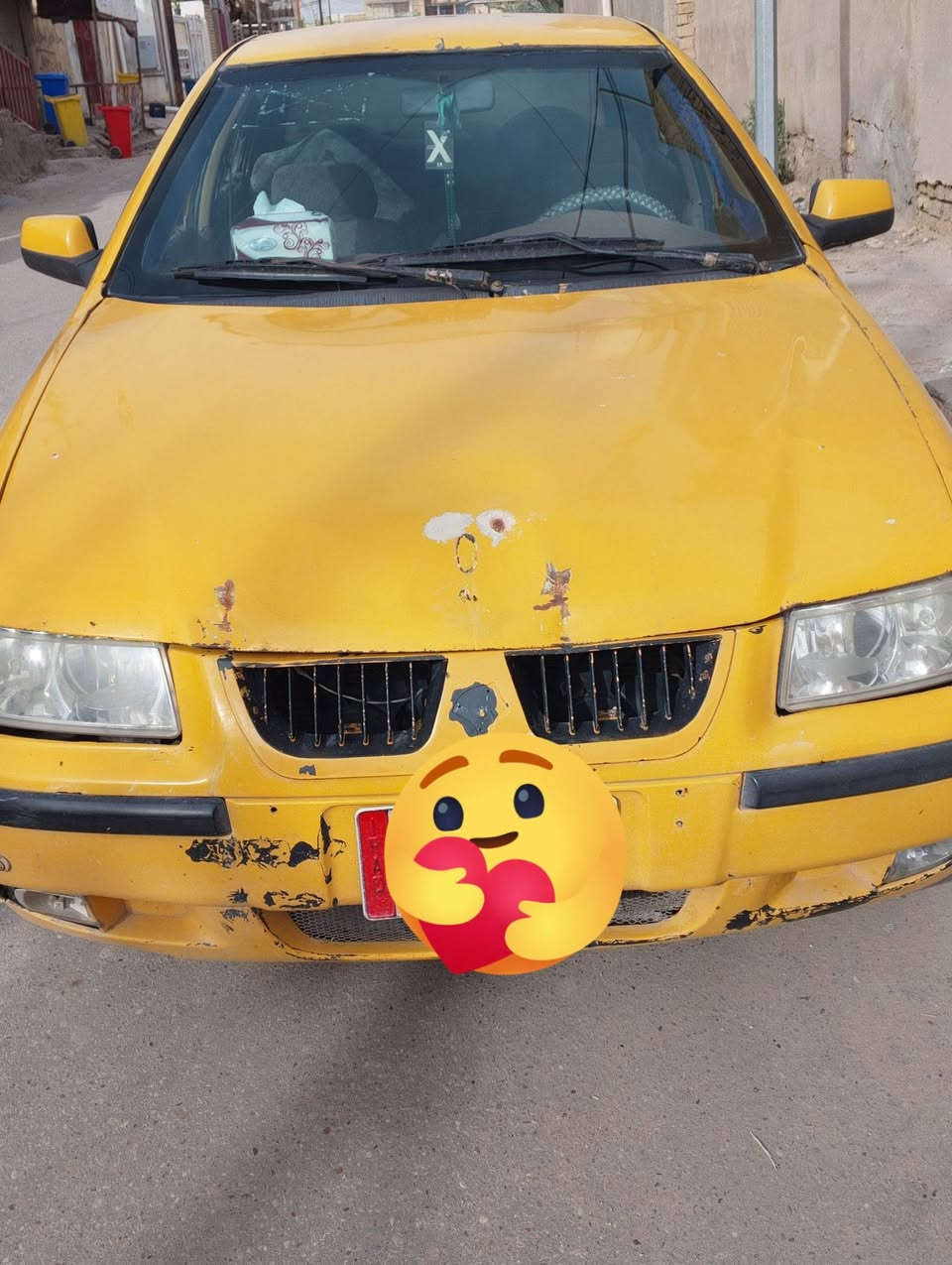 سلام عليكم سمند موديل 11 للبيع سياره كير ومحرك مكفول تبريد ثلج ويه السويج  حداديه اماي توني مسويه و الحداديه الخلفي مامسويه بيه خياسات بل هلال والدوس البرانكيت صاحي جديد السعر 20 وبيه مجال ***********
