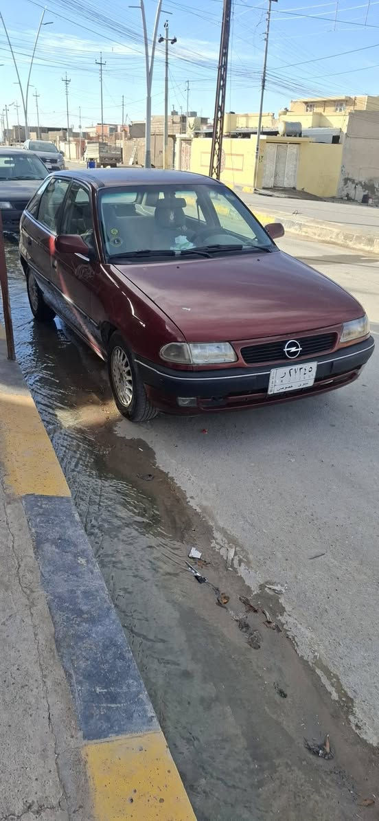 للبيع
سيارة استرا موديل 92 كوبون موجود سيارة نظيفة 
للاستفسار
***********
***********
