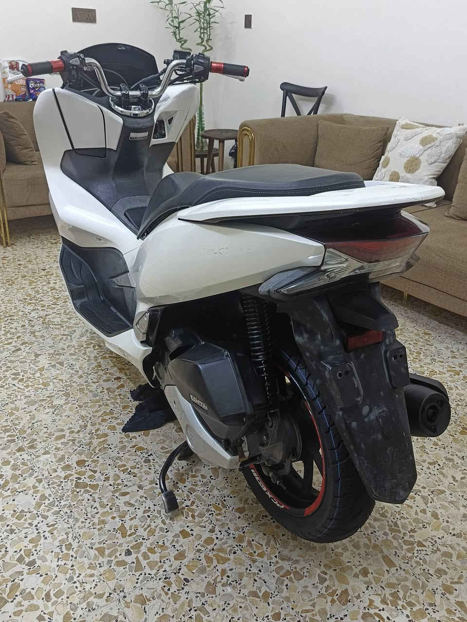 PCX • وارد كوري • ٢٨ ألف