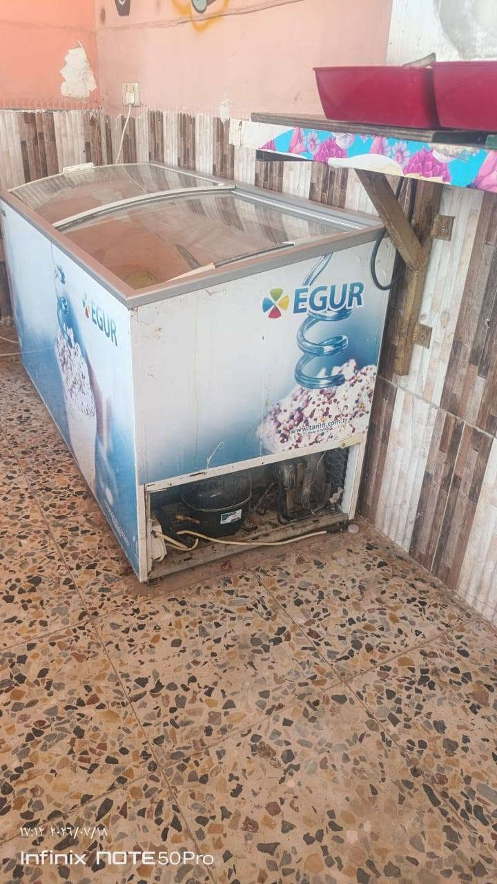 مجمده عارضه بطحيه عدد ٢ السعر الوحده ٣٠٠ لف بيه مجال بصيط مكان بغدادتاجي سبع *********** حجم ١٨ قدم

نص مكتوب في الصور:
- ۱۷:۱۲ ۲۰۲۶/۰۷/۱۸
- Infinix NOTE 50 Pro
- 17:12 ٢٠٢٦/٠٧/١٨ Infinix NOTE 50 Pro
- ١٧:١٢ ٢٠٢٦/٠٧/١٨
- 17:12 2026/07/18 Infinix NOTE 50 Pro
- 17:12 2026/07/18