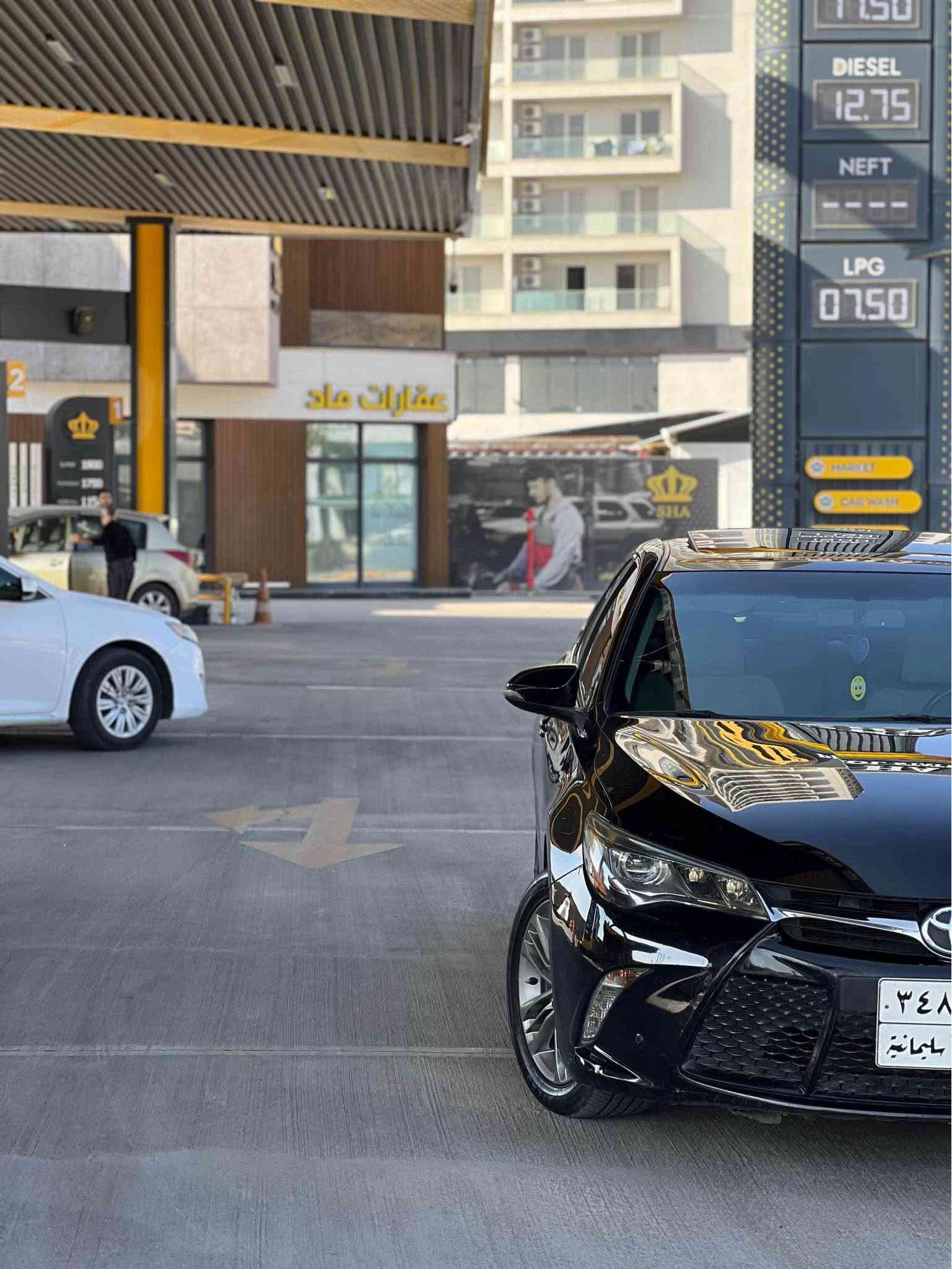 كامري ٢٠١٦ • ١٣٧٠٠٠ كم • بدون صبغ