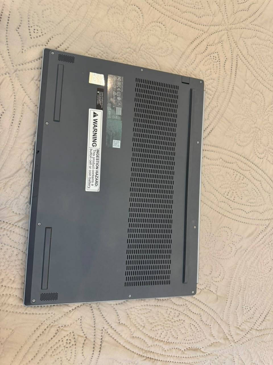 لابتوب Lenovo Legon للبيع
السعر 2 مليون
الرقم ***********
المعالج
1x 14th Generation Intel® Core™ i9-14900HX Processor(Core™ i9-14900HX)
ذاكرة
1x 16 GB DDR5-5600
1x 16 GB DDR5-5600
نظام التشغيل
Windows 11 Famille 64(EN:English)
محركات الأقراص الصلبة
1x 1 TB SSD PCIe
شبكة لاسلكية
1x Wi-Fi 6E 2x2 AX; Bluetooth® 5.1 or above
المنافذ
1x HDMI 2.1; 1x USB Type-C (USB3.2
DP1.4); 1 x Type C (USB 3.2 + DP1.4 + PD 140W); 3 x USB Type A (USB 3.2 Gen 1); 1 Lan connector; 1 Novo button; 1 x Combo Audio Jack
كاميرا
1x 1080P FHD with Dual Microphone and E-shutter
الرسومات
1x NVIDIA® GeForce RTX™ 4070 8GB
أجهزة العرض
16" WQXGA
عامل النموذج
Ultraslim Notebook
الضمان المتضمن
1CourierCarryin
