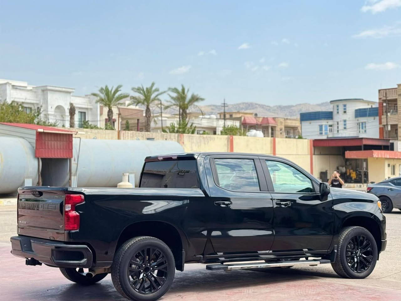 Chevrolet silverado
بيك اب شوفرليد سلفرادو
موديل 2024
لون مميز مرغوب اسود
سيارة فقط ماشية 30 الف مايل
سيارة فور ويل 4*4
ضرر سيارة بابين و جاملغ صبغ و شبر تعديل
بدون نقطة دواخل ايرباگات طاگ راجع سستم 
سيارة بجم و خلف شرط كبس 
سيارة جاهزة مابي اى مصرف
سيارة تترقم شمالي فقط 
موصفات فول فول معدا سلايد 
بصمة شغال عن بعد تحكمات استرين دشبول تاهو مرغوب 
كشنات جلد كشنات كهرباهي شاشة كامل الكتروني
*********** واتساب دهوك, العراق

