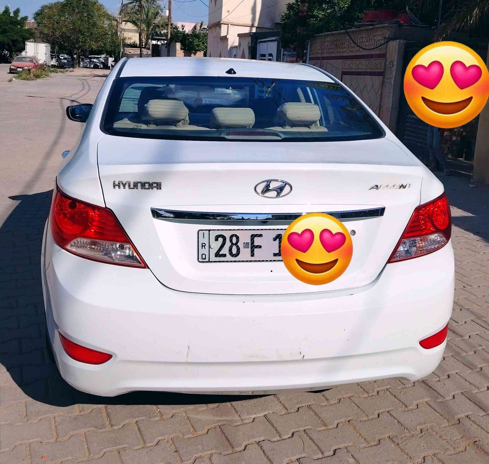 السلام عليكم 
للبيع اكسنت موديل ٢٠١١
خليجي دوش دبل قطره
ويل كب
اشاير بالمري
كير ومكينه مكفولات وتبريد ثلج 
تحكم استيرن
صدر وبطاريه وتايرات كله جديد
كامرة خلفيه
اربعه دسك 
شاشه ايباد 
رقم نجف الانكليزي
سنويه باسمي تحويل مباشر
مكان السياره النجف الكوفه
بيها تبديل قطعتين وبارد مال دحجات 
السعر ٨٥ وبيهه مجال
 الاتصال على هذا الرقم***********
