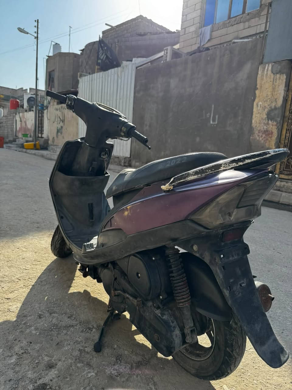 دراجة ماكس عدلة مفتوحة مرة وحدة تشتغل سلف باتري جديد وسلف جديد وتاير جديد وشوته جديدة عوزهة بس كشن السعر 550 العنوان الحيانية للاستفسار واتساب ***********
