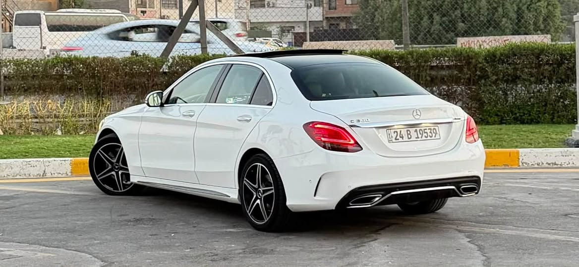 مرسيدس C300 • ٢٠١٩ • وارد الماني
