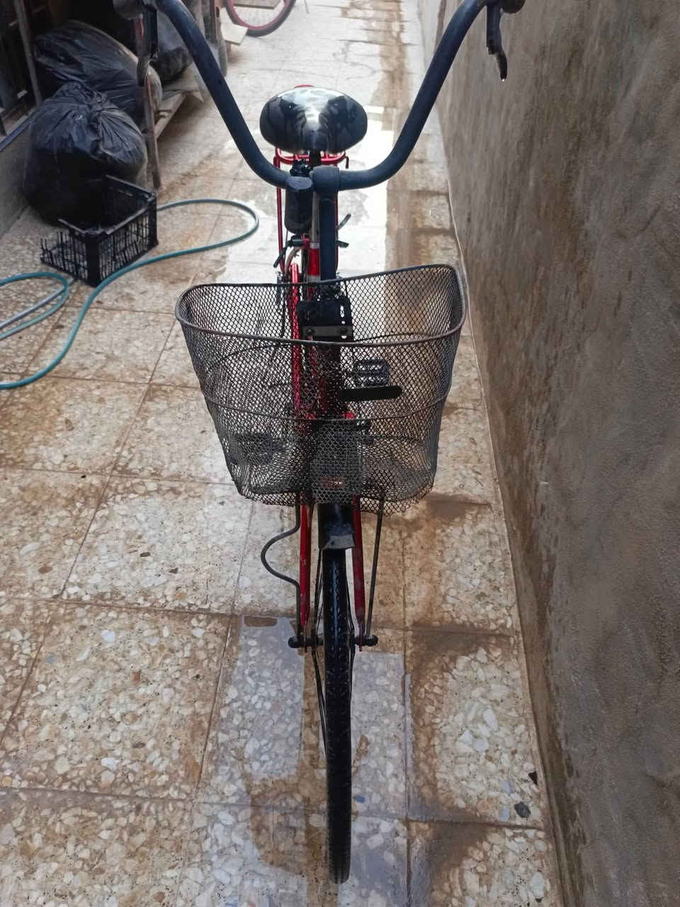 بايسكل للبيع كامل السعر ٦٠ الف 
***********
