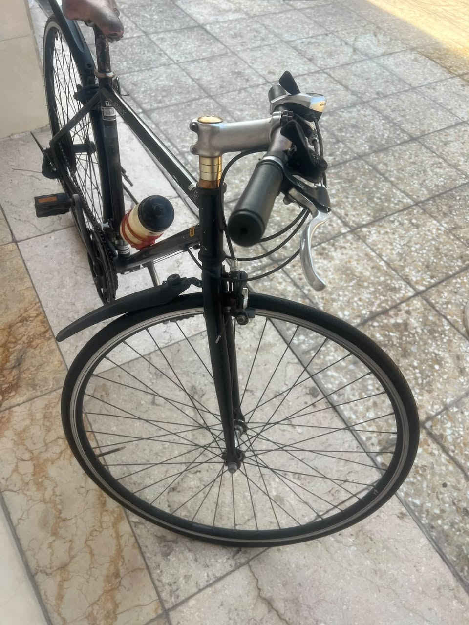 سلام عليكم C700 للبيع لون اسود البايسكل نضيف كلش مصار هواي من اشتريته مابي اي نقص عكرب بريكات كله جاهز 
سعر 100 
مكاني بغداد الدوره
هاذه الرقم موجود واتساب ***********
