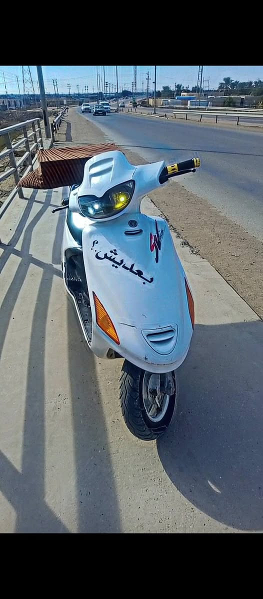 فراشه ياماها دراجه نضيفه تخبل نكره هندر وين ما تريد تروح بيها روح خير من الله دراجه كلففه الله شاهد   كلشي شغال بيها ما عده السلف   خربان بيه الشخاطه سعرها 500  بيها مجال بسيط مكاني قرنه النعيم رقمي ***********
