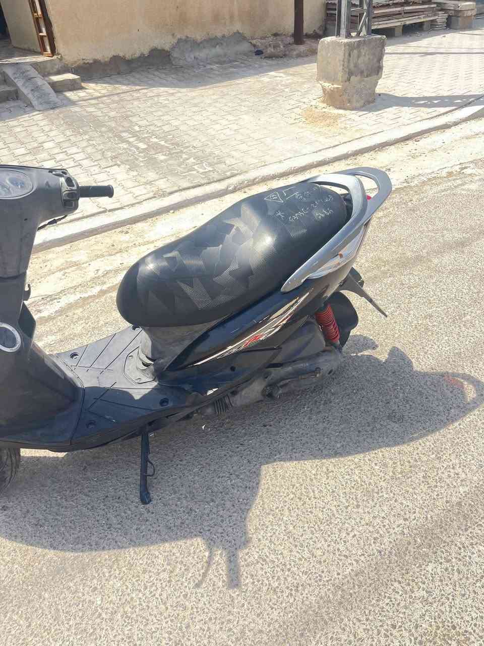 مراوس بماكس اي نوع عادي بس المهم يطي فرق يعني مو اله جديده مكاني سفوان الي يراوس يجي خاص او على هذا الرقم ***********
