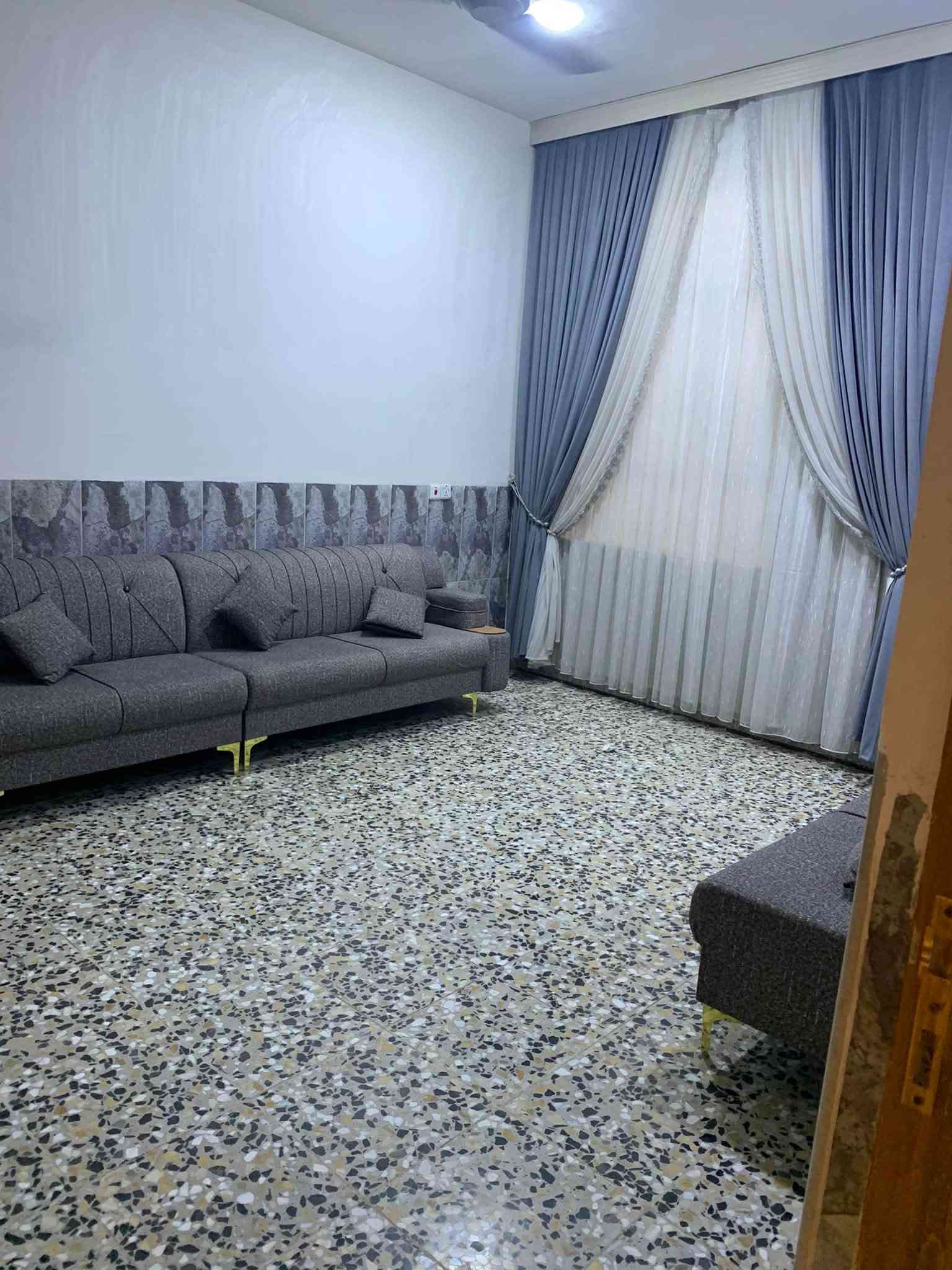 بيت للبيع مساحه 250متره بحي سلام من جهه القناه مدخل ثاني نوع للعقار بناء بلوك سعره على ***********
