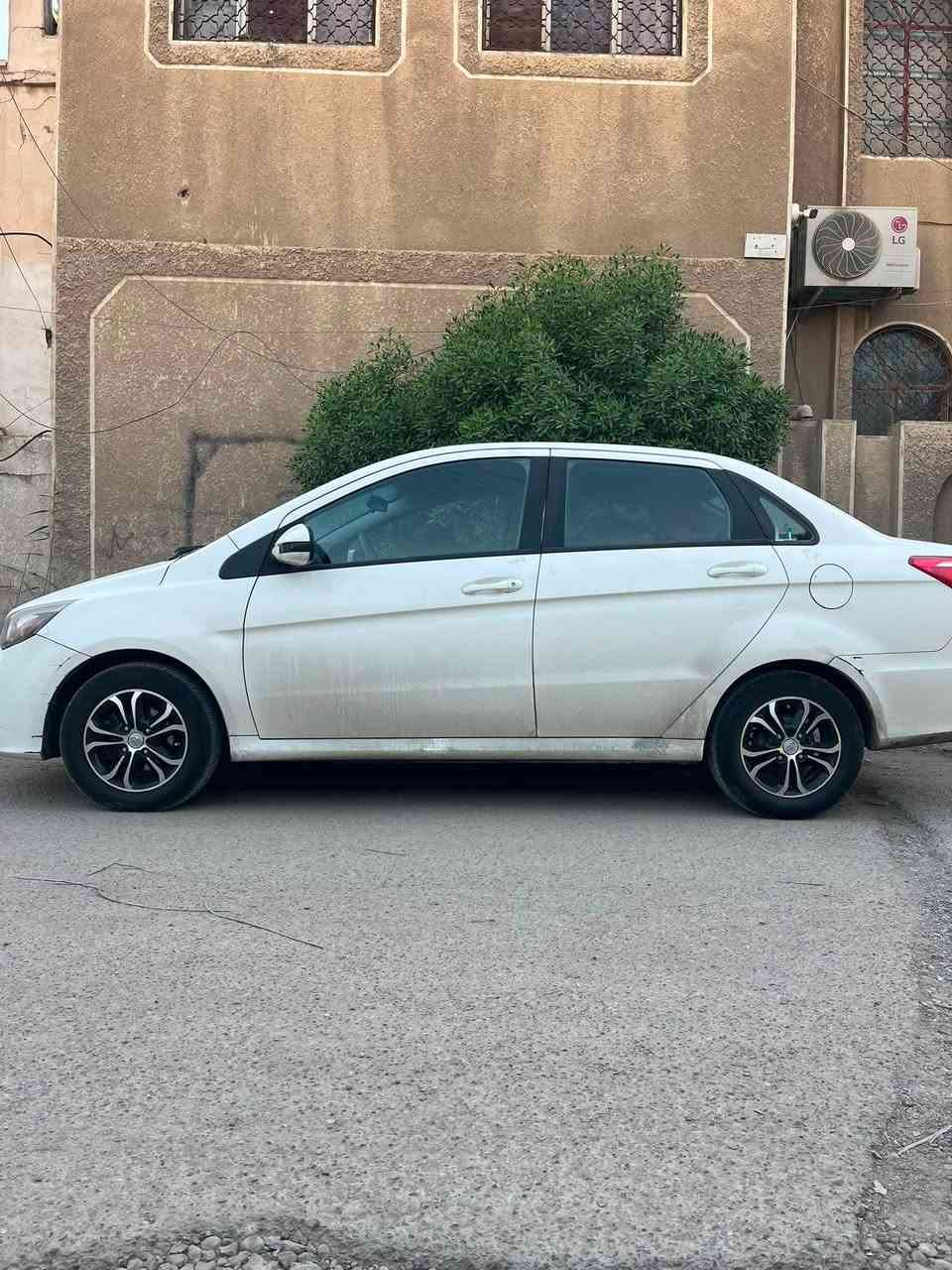 السلام عليكم بايك دي 20 موديل 2020 مكفوله كفاله عامه كير ومكينه مسيوبوشي 1500بلادي مال شركه صدر تبريد ثلج تخم تاير باتري جديد ادامه كامله تراي شرط زيرو ارقام إنكليزي بابل هزه جديده سنويه بسمي جديده مشروع موطني وين مايعجبك حول سياره خير من الله وأحلى من الصور سياره ناعمه مال جناي بل عافيه على ياخذه مكان بغداد الشعب أو الوزيريه لاستفسار واني خادم  ***********
