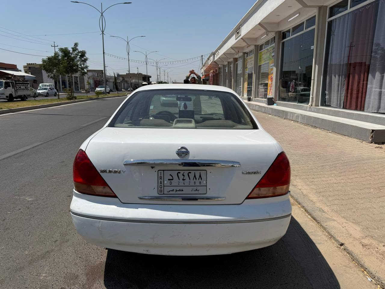 السلام عليكم للبيع نيسان سني موديل 2009 رقم بغداد إنكليزي بسمي مكفولة من الصبغ والتبديل  محرك وكير مكفول تخم تاير جديد المكان/صلاح الدين الضلوعيه للاستفسار ***********
