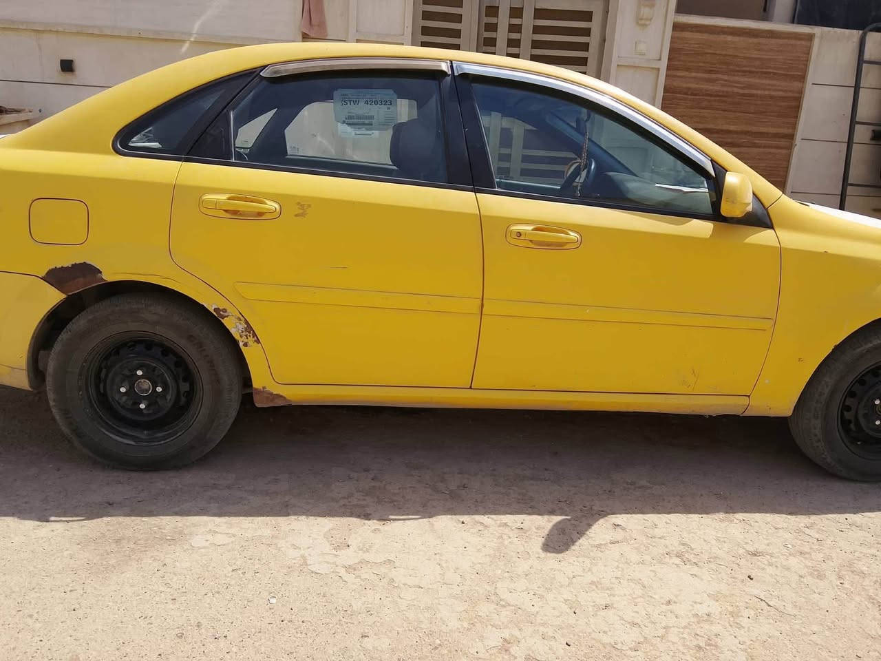 اوبترا ٢٠٠٨ لون بلادي سلفر
مصبوغ اصفر 
كلشي شغال عدى التبريد 
حادث جاملغات خلفية واحد معمر و الثاني ناقصة صبغ 
كير مكينه صدر لغد شاصي كفالة 

الدورة حي دجلة 
***********
