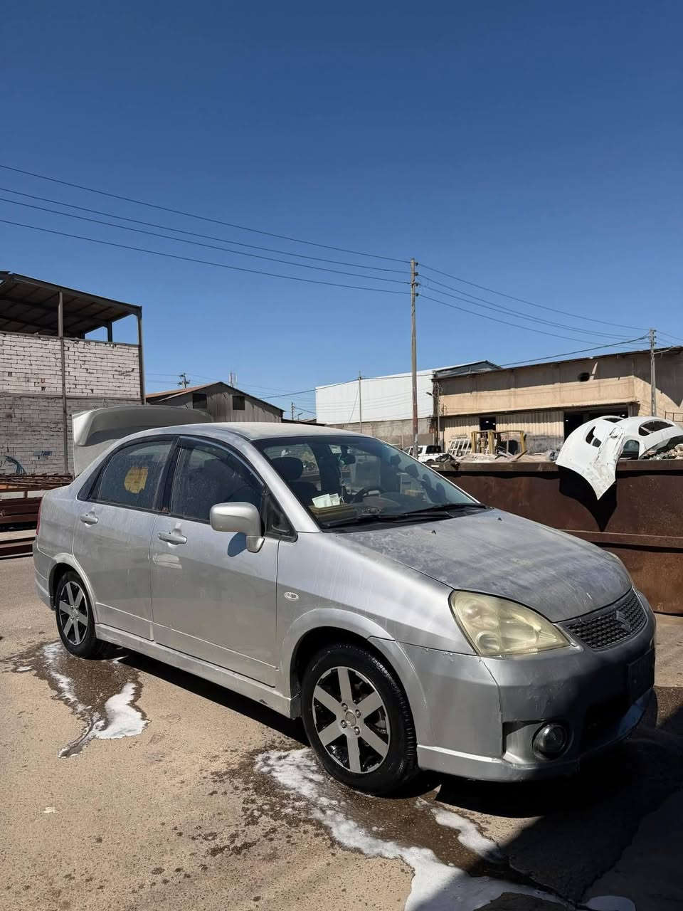 🚘 **ليانا 2006 **
السيارة جاهزة وتشتغل بدون أي نقص، ومواصفاتها حلوة:

✅ مكينة 2300

✅ المكينه والكير مكفولات

✅ مكفولة من الصبغ والحادث

✅ جميع الكهربائيات شغالة

✅ لايتات زنون

✅ سستم كامرات + داش كام

✅ شاشة البلاد مالتها

💰 السعر 55 ورقة وبيها مجال

📍 البصرة

**السيارة جاهزة وبس جماعة السازوكي يعرفون قيمتها **

***********
