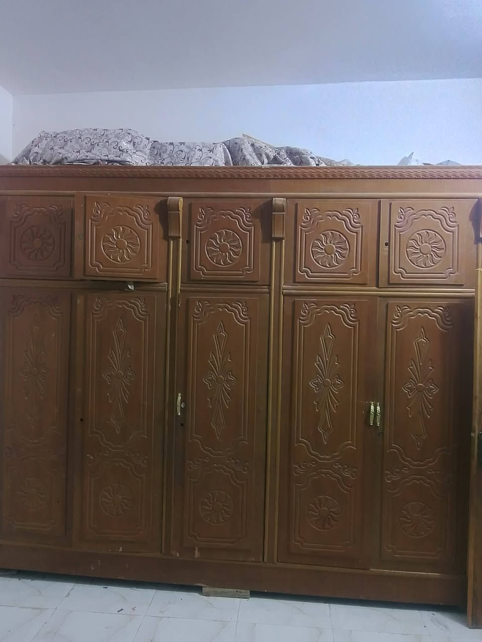 سلام عليكم غرفة للبيع سعر 300
‏‪***********‬‏
