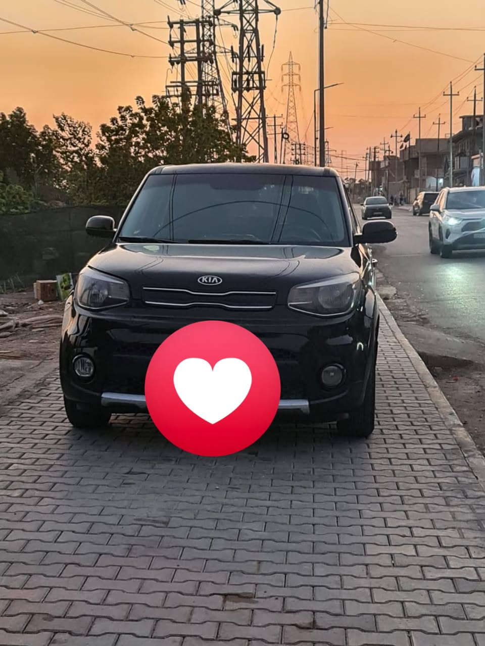 سيارة صول موديل 17وارد امريكي مكينة 1600المكان الكوت /حي الجامعة السيارة نظيفة مكفولة من المكينه والكير افحص وشتري الاتصال ع الرقم ***********4

