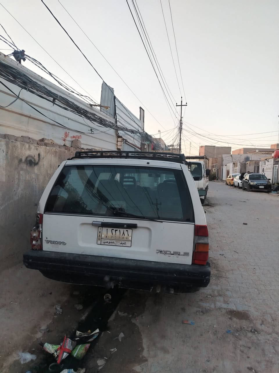 سلام عليكم سياره فالفو 740سياره حلو ونضيفه بيفه خيط بخار مكاني نجف لستفسار ***********
