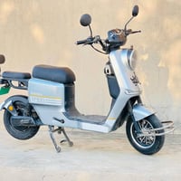 R900 • موديل ٢٠٢٥ • بطاريات ٣٢
