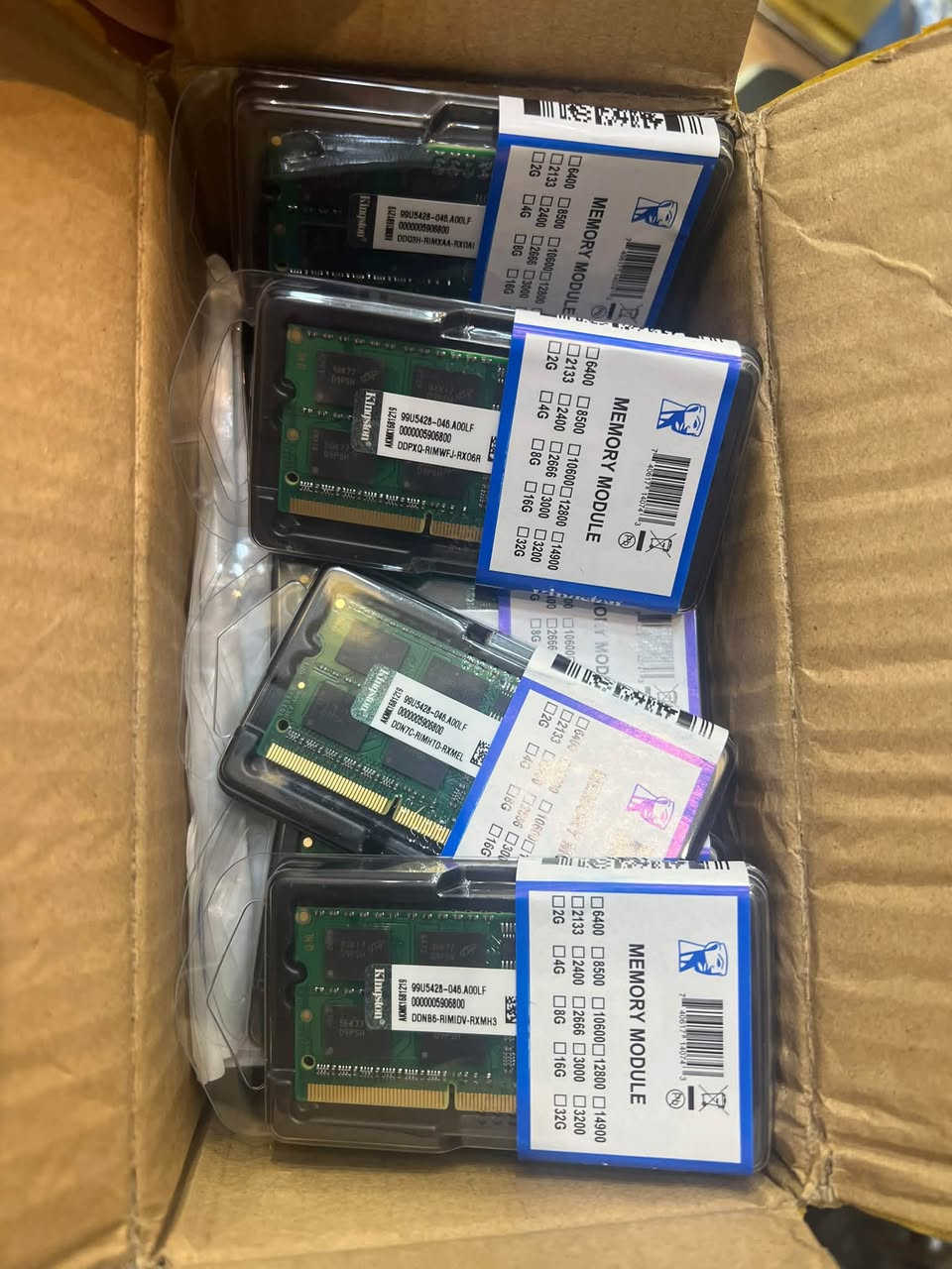 DDR3 4G laptop
رامات حاسبه

عندي 30 قطعة
سعر القطعة
6000 دينار
يوجد توصيل جميع محافظات العراق
واتساب
***********
