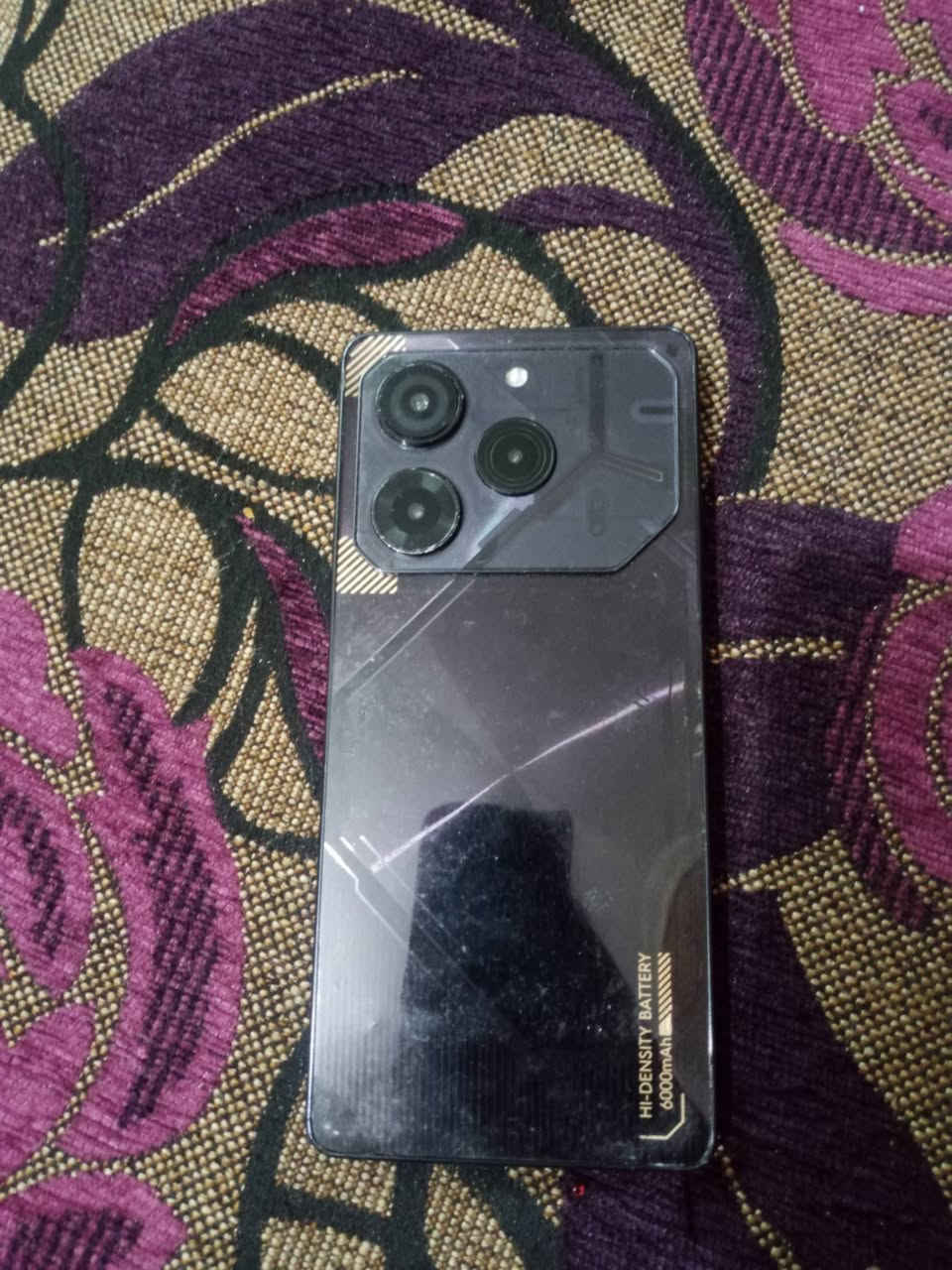 سلام عليكم جهاز تكنو بوفا 6 برو5G
ذاكره 256 
رام 12+6
جهاز غني عن التعريف 
جهاز من حدثت واي فاي عطل بيانات يشتغل عليهن جهاز سعره 150 وبي مجال رقمي للتواصل ***********
