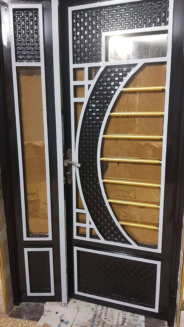 صبغ واجهيات داخل وخارج ابواب وشبابيك وشرط شغل درجة أولى بأنسب الاسعار ‏‪***********‬‏
