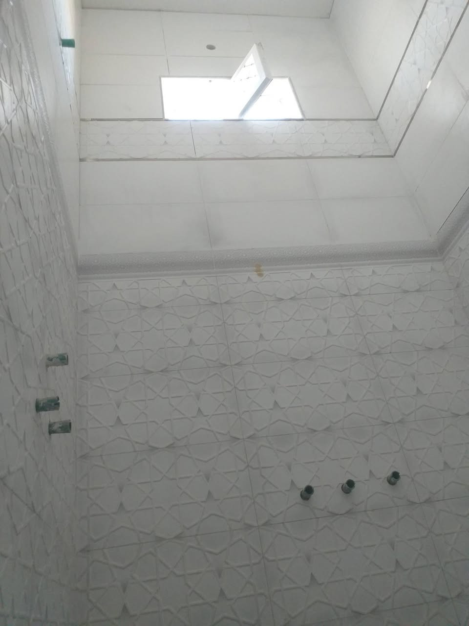 كادر سيراميك • متفرغ • سريع التنفيذ