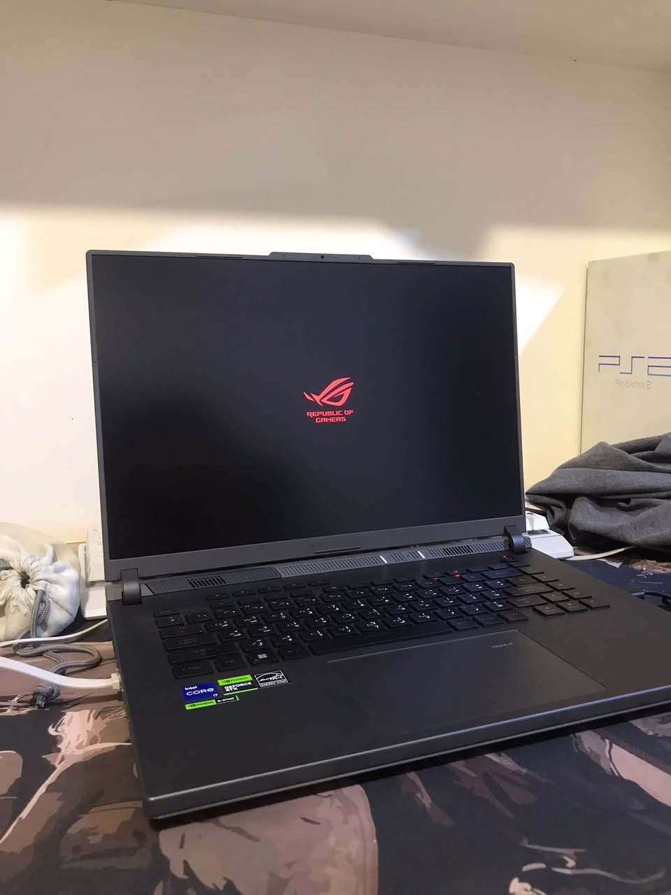 Asus ROG G16 • RTX 4070 • i7 13650HX