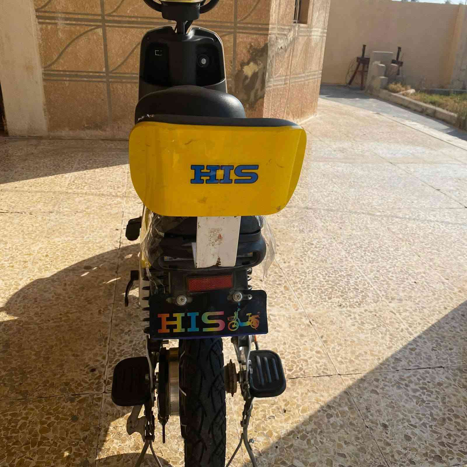 السلام عليكم
موطور شحن للبيع 
شركة HIS حجم 14 
ما بي نقص فقط عطل بالسكليتر 
السعر 125 وبي مجال
للإستفسار
***********
***********
