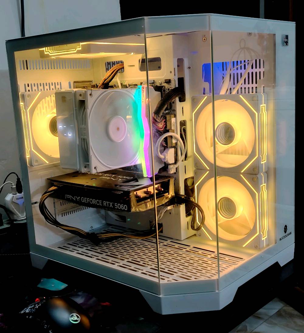 تحية طيبة للجميع 
متوفر تجميعة كيمنك للبيع كيس فقط 
السعر مليون 225 الف

CPU R5 5600X 6 CORE 12 THERADS
M. B B550M ARGB SY- YL WHITE 
RAM 8X2 16GB DDR4 TFORSE WHITE
COOLER CPU THERMALRIGHT 
GPU RTX 5060 8GB PNY X2 FAN 
POWER 600W GAMDIAS RGB
CASE WHITE WJCOOLMAN X4 FAN ARGB
M. B NVME 128GB
SSD 1TB

مكاني موصل توصيل موجود
للتواصل *********** واتسب