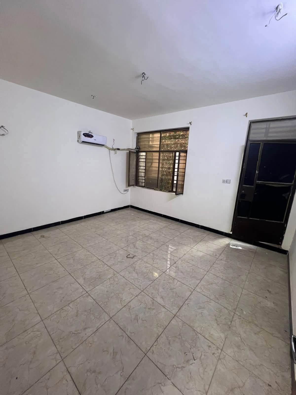 🏡 للإيجار في السيدية
دار سكني بموقع مميز قرب شارع الخيزران

📐 المساحة: ٥٠م

🔹 يحتوي على:

• غرفتين نوم

• صالة

• مطبخ

• خدمات

💰 السعر: ٧٥٠ ألف

━━━━━━━━━━━━━━

للاسـتفسـار الاتـصال علـى الارقـام التـاليه  او زيـاره مكـتب عبدالله الرفيـعي السيـديه_شارع الضـباط_ مقابل مجـمع لحـوم جويـلي 

#مكتب-عبدالله-الرفيعي

***********

***********

***********

━━━━━━━━━━━━━━━

#بيت #عقارات #منزل #بيع #وساطة_عقارية

#شركة #سيدية #بغداد #عراق

#عقارات_السيدية

#عقارات_الكرخ #ايجار_تجاري

#بنايات_سكنية

#عقارات_القادسية #عقارات_اليرموك #عقارات_المنصور

#عقارات_الحارثية #عقارات_الكاظمية #عقارات_الاعظمية

#عقارات_العطيفية #عقارات_حي_الجامعة
