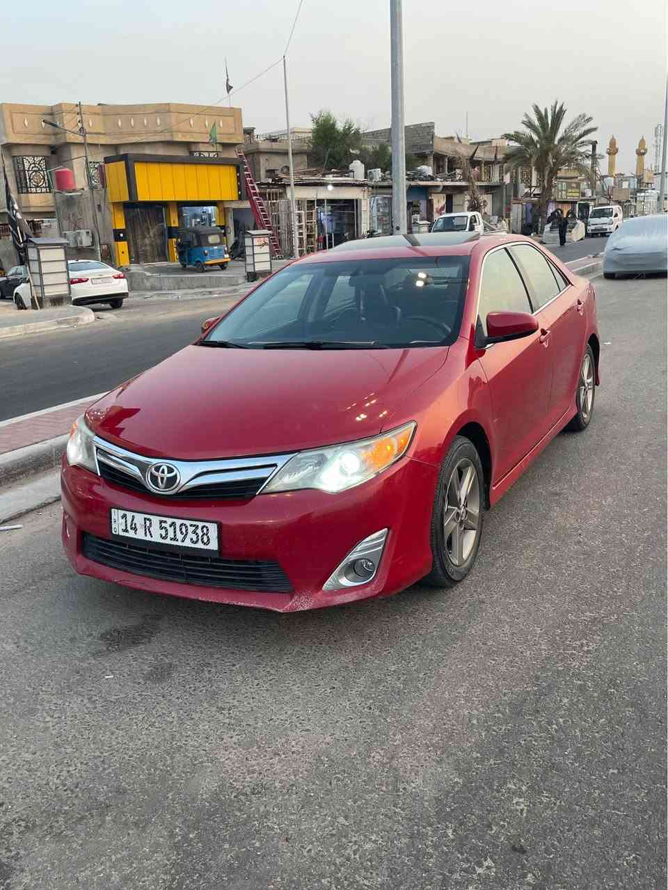 للبيع كامري ٢٠١٤رقم بصرة انكليزي بأسمي وارد امريكي جاملغ وبنيد فقط وبارد  خفيف الباقي كفاله لون احمر مواصفات SE فول فتحه جاهزه من كلشي ماشي ١٤٠ الف تخم تاير حداده مكينه وكير كفاله والسعر $١٢٢وبيها مجال وهذا رقمي *********** مكان البصره الطوبة والنخيلة البصرة, العراق
