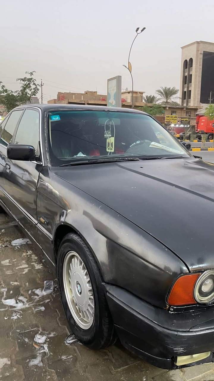 بي ام • سيارة • واتساب