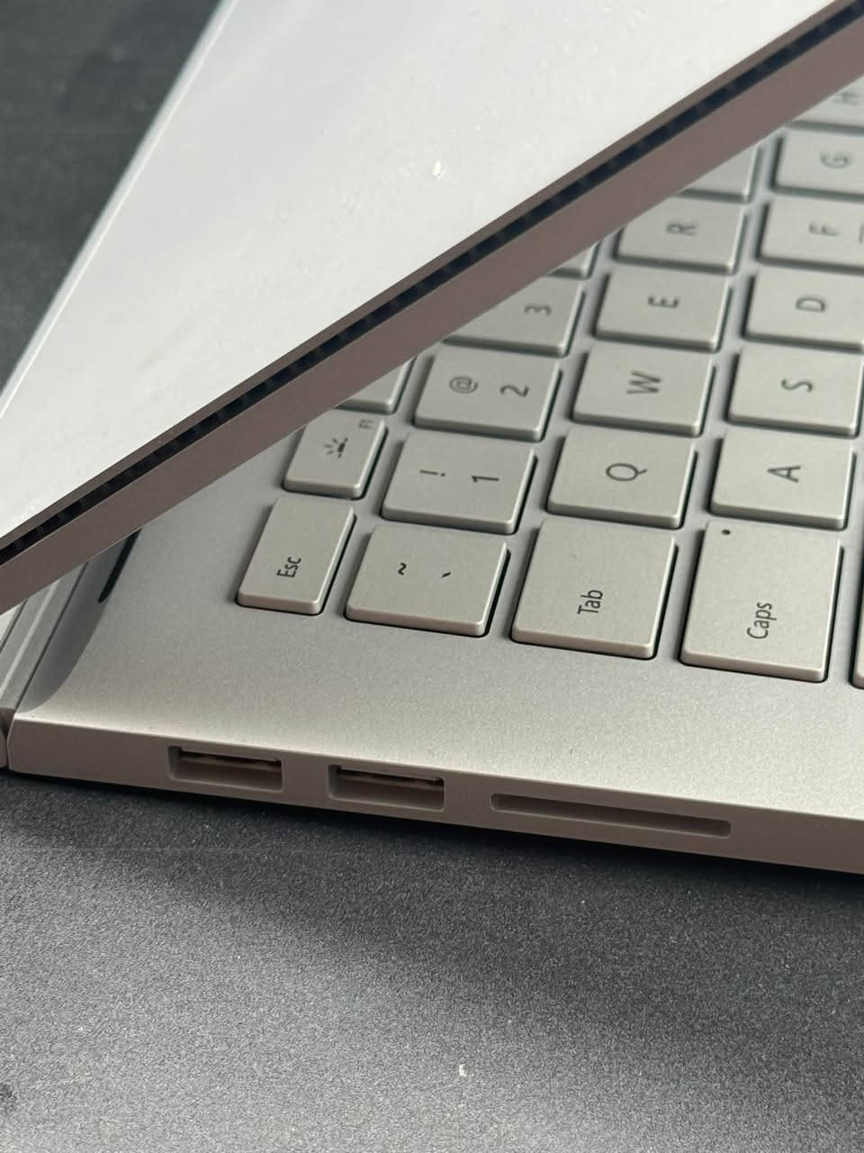 سيرفس بوك 3 • 32GB رام • GTX 1650
