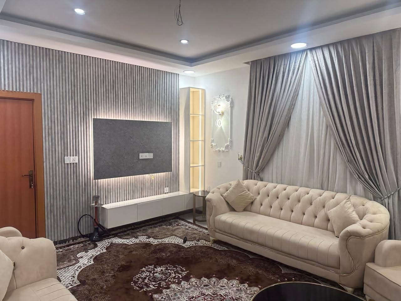 🏠دار للبيع  مؤثث
مجمع بيتي الزون الثالث
المساحة 200 م  (نرجس)
على حديقة 

المقدمة 125 مليون 
السعر الكلي 185  

☎️للاستفسار عن هذا العرض او باقي العروض

***********
***********

