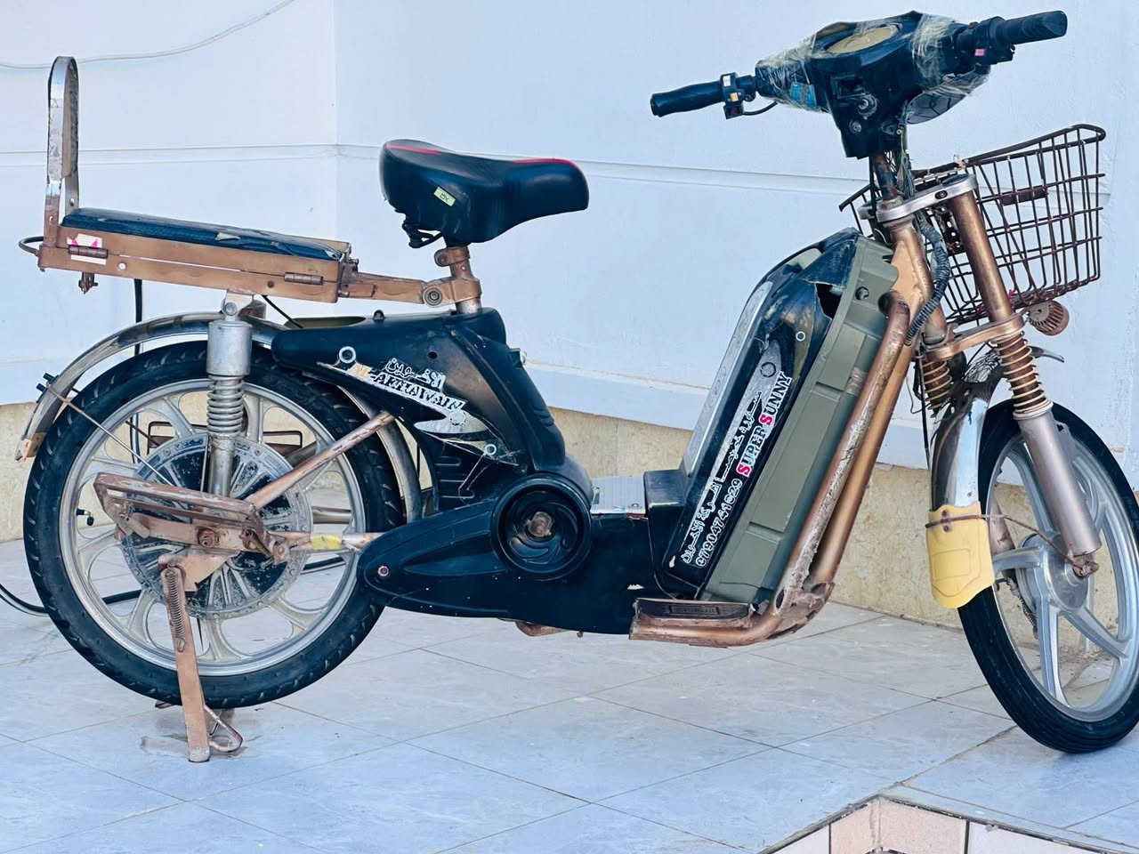 كشر ماطور شحن  نضيف للبيع او مراوس
السعر:175 وبي مجال

المكان الرمادي الجزيره

للتواصل

***********
